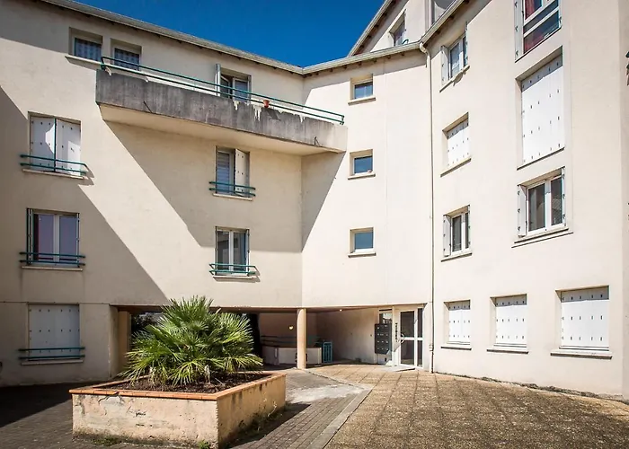 T2 Bis Lumineux Avec Parking Prive * Wifi*netflix* Apartman *